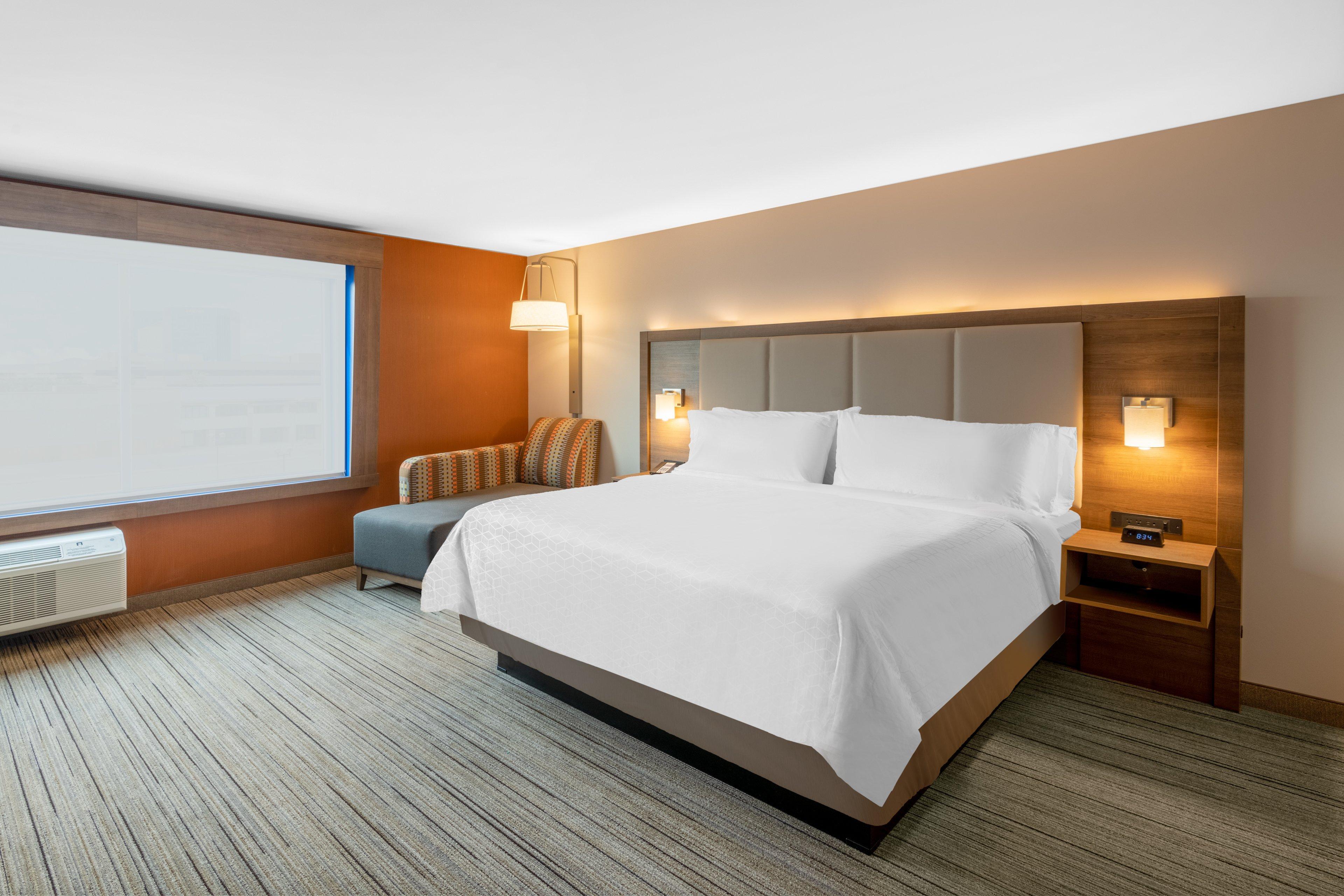 Holiday Inn Express & Suites - Phoenix - Airport North By Ihg Exterior photo