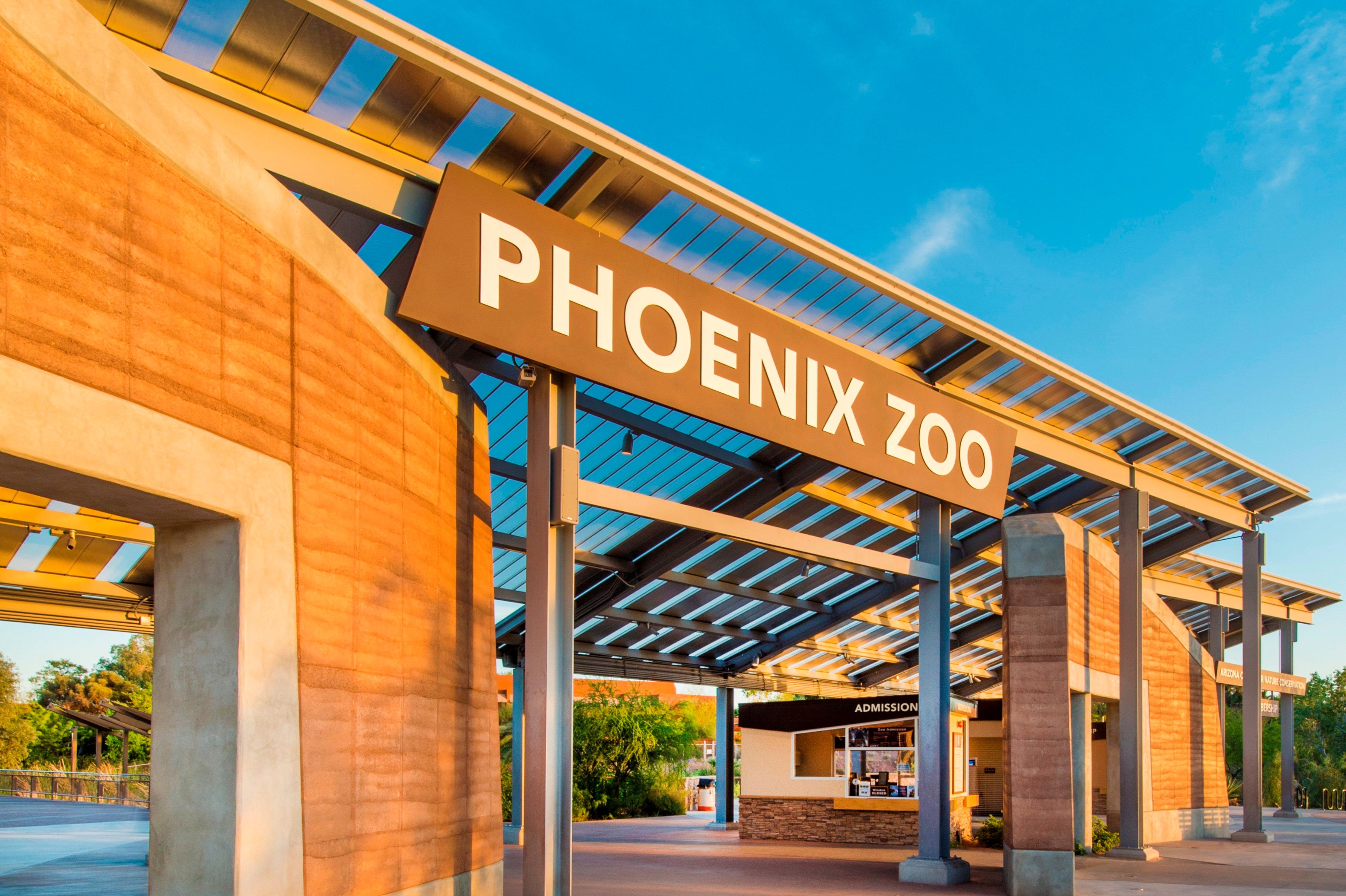 Holiday Inn Express & Suites - Phoenix - Airport North By Ihg Exterior photo